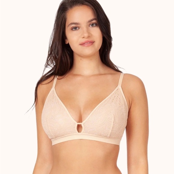 Lively • The Palm Lace Busty Bralette nude beige Toasted Almond wirefree D-DD - Picture 1 of 12